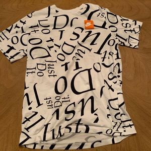 Kids extra large Nike shirt